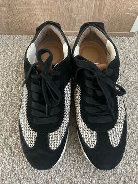 Gentle Souls By Kenneth Cole Juno Sneaker